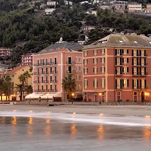 4* Aparthotel Baiadelsole
